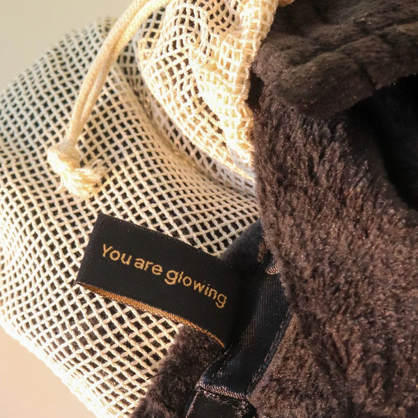 THE GOLDEN SECRETS Glowing Facial Cloths