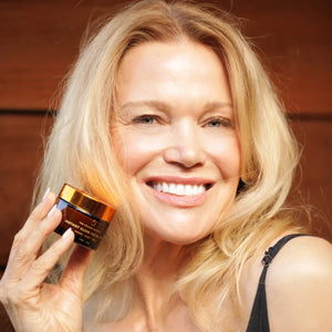 THE GOLDEN SECRETS Instant Glow Facial Mask