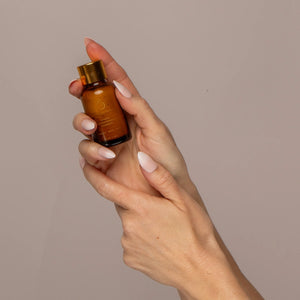 THE GOLDEN SECRETS Magic Brightening Powder 3in1