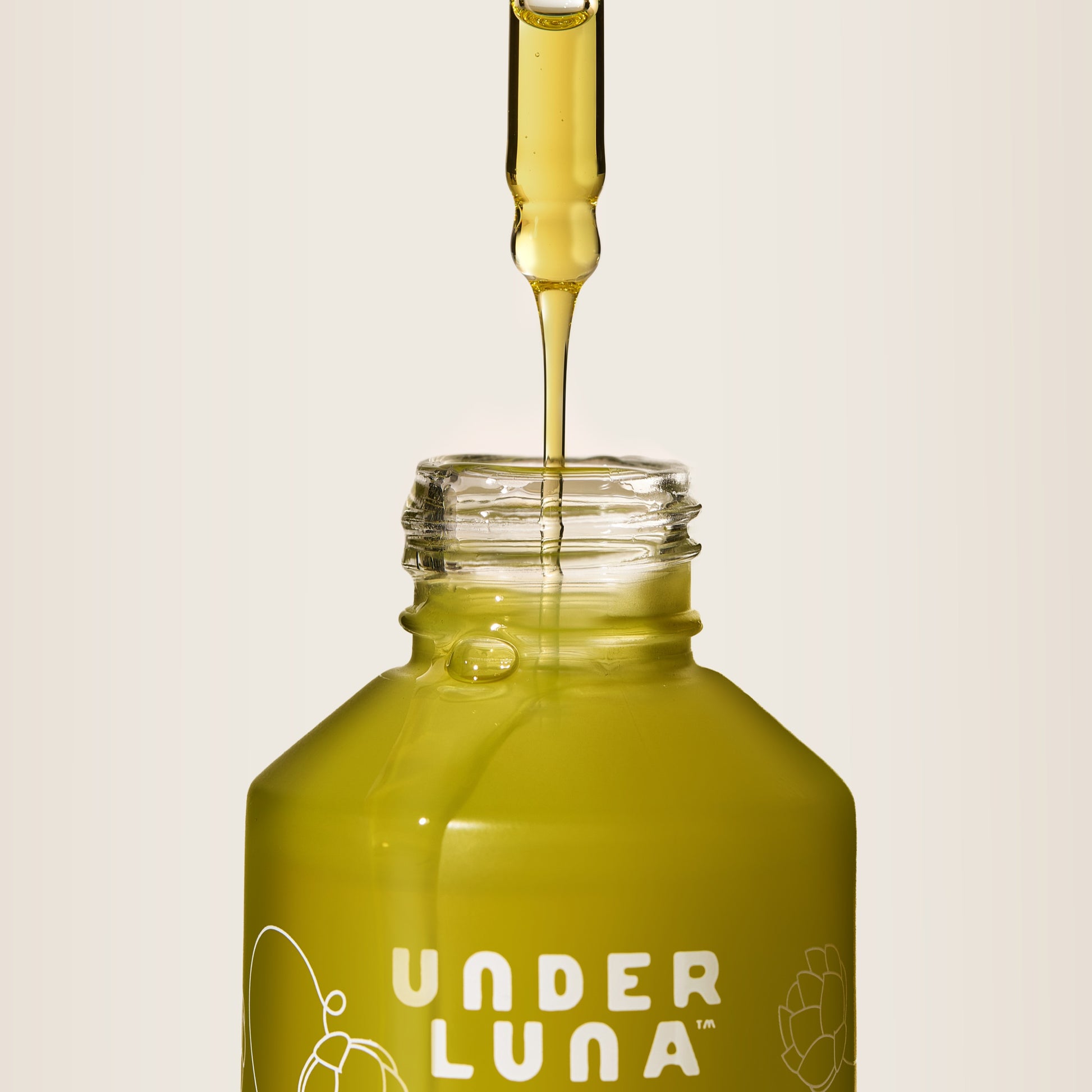 UNDER LUNA Limited Hop-Infused Serum