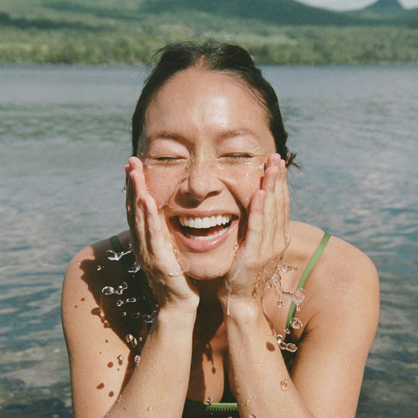 URSA MAJOR Making Moves Milky Cleanser