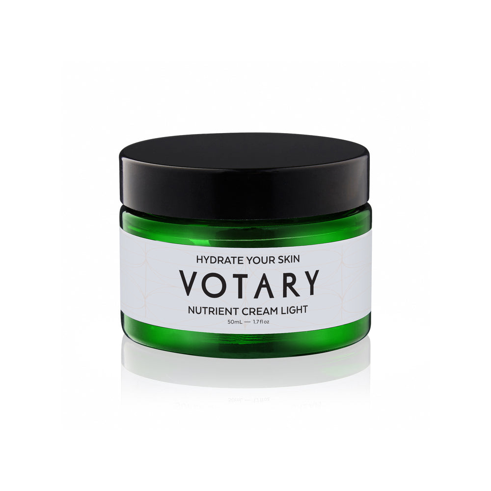 VOTARY Nutrient Cream Light – fragrance-free lightweight moisturiser in a green jar, ideal for sensitive and dehydrated skin.