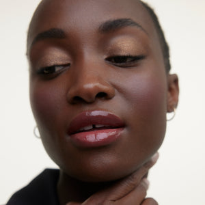 WONDERBLUSH La Laque Tinted Lip Oil Bordeaux