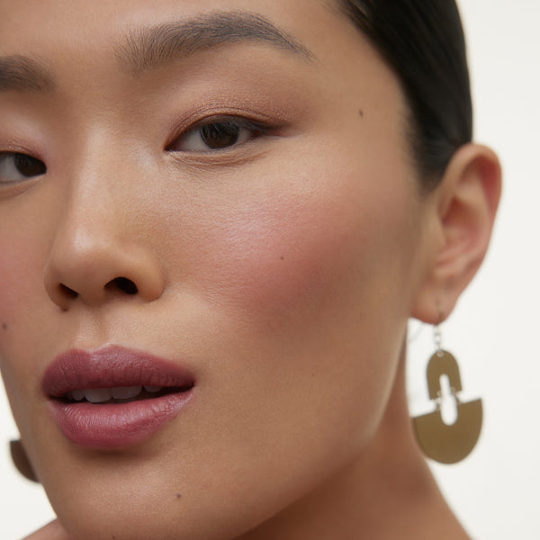 WONDERBLUSH La Lumière Liquid Eyeshadow Bronze