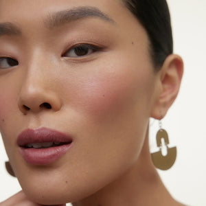 WONDERBLUSH La Lumiere Liquid Eyeshadow bronze