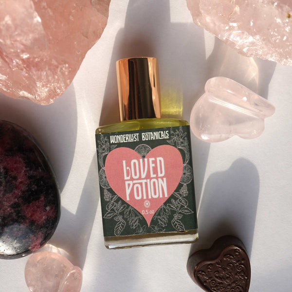 WONDERLUST BOTANICALS Loved Potion