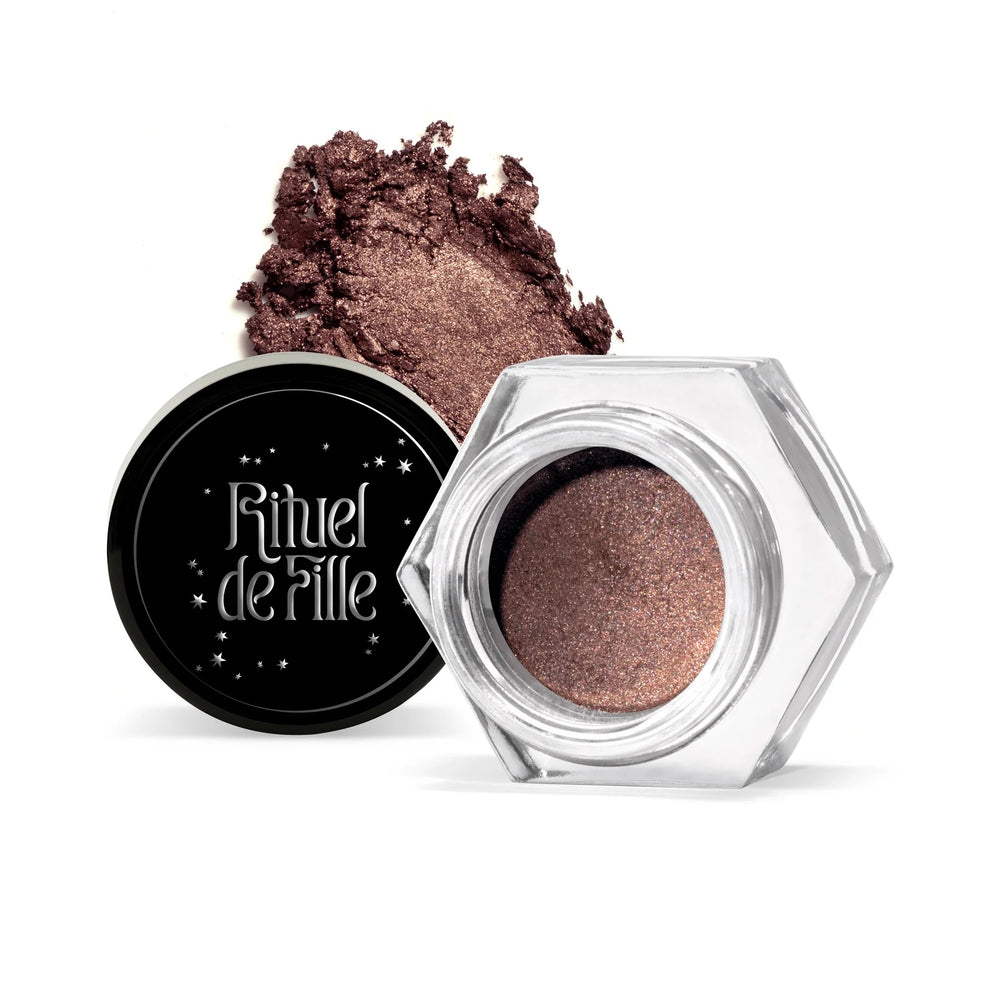 RITUEL DE FILLE Ash and Ember Eye Soot – Half Light, warm taupe shimmer eyeshadow in a rich velvety powder-cream texture, small jar, vegan.