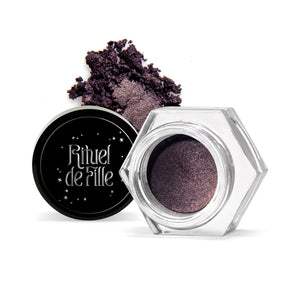 RITUEL DE FILLE Ash and Ember Eye Soot – Serpent de Mer, dark violet shimmer eyeshadow with burnt taupe and bronze highlights, velvety powder-cream texture, small jar, vegan.
