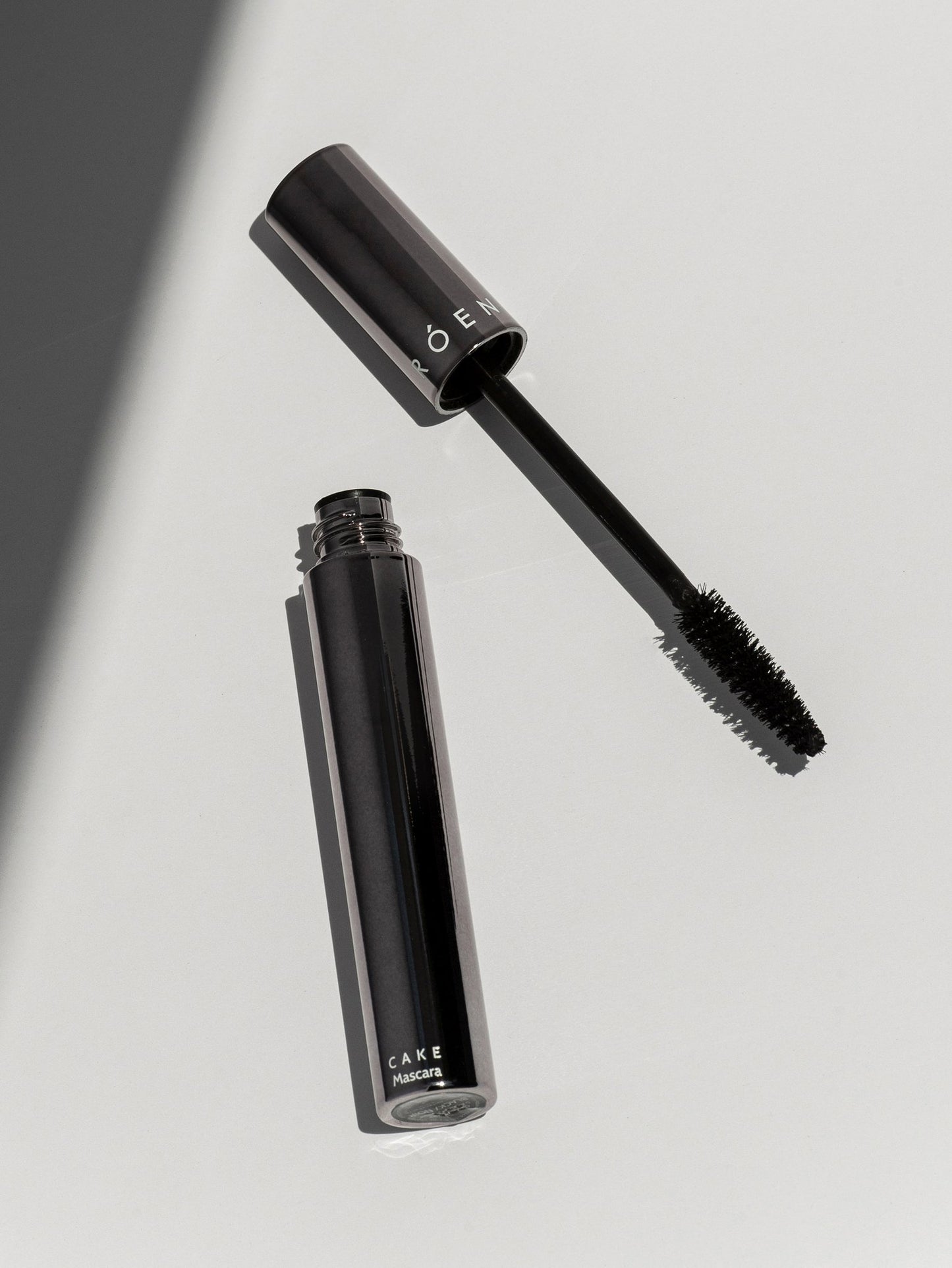 ROEN BEAUTY CAKE Mascara